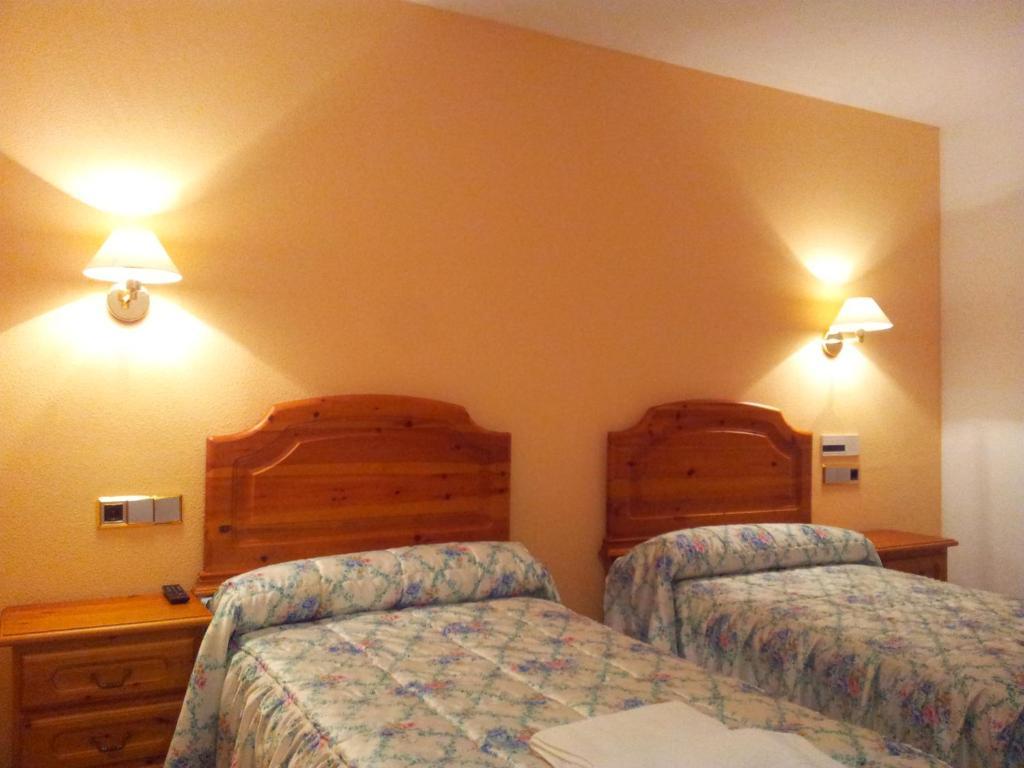 Hostal Casa Ramon Quintanar de la Sierra Chambre photo